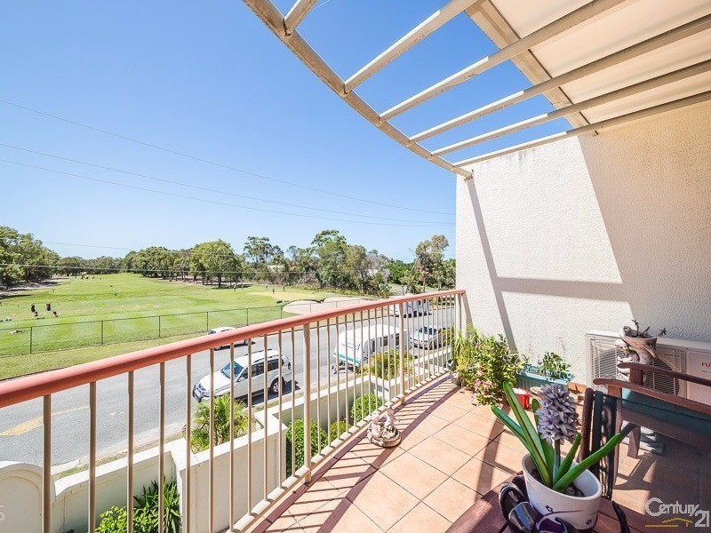 8/1-3 Links Court, Woorim QLD 4507