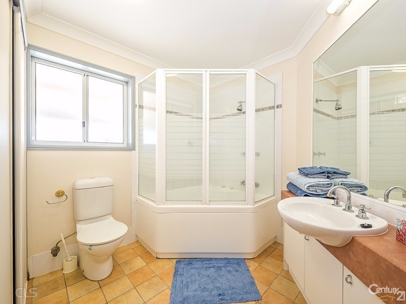 8/1-3 Links Court, Woorim QLD 4507
