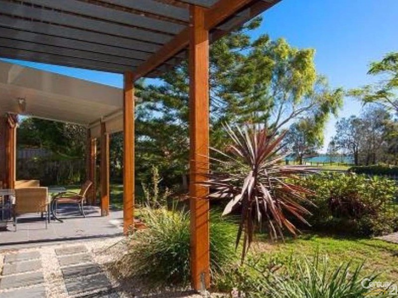 14 Venus Court, Banksia Beach QLD 4507