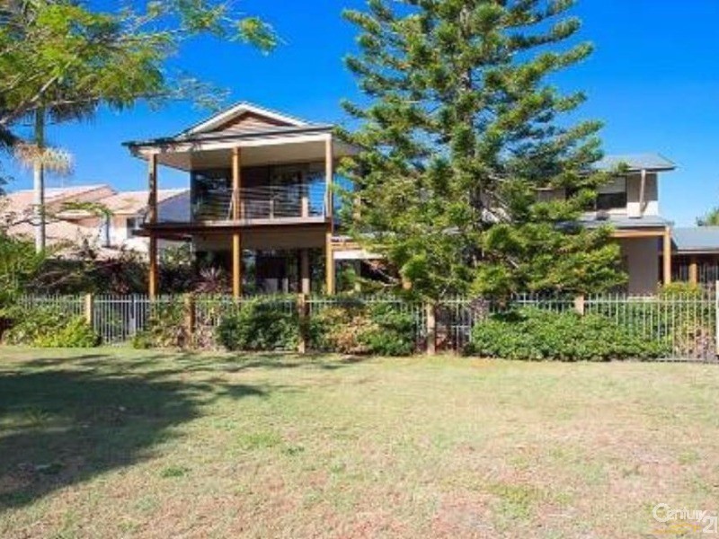 14 Venus Court, Banksia Beach QLD 4507
