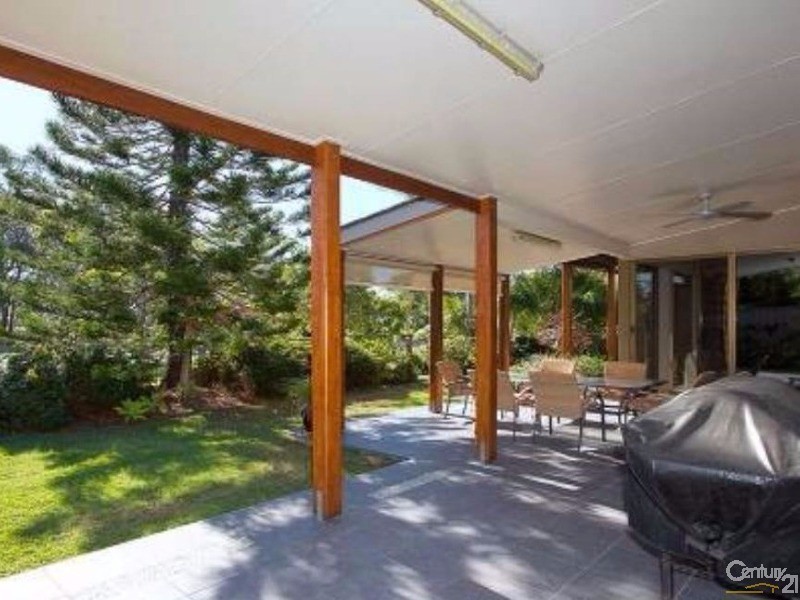 14 Venus Court, Banksia Beach QLD 4507