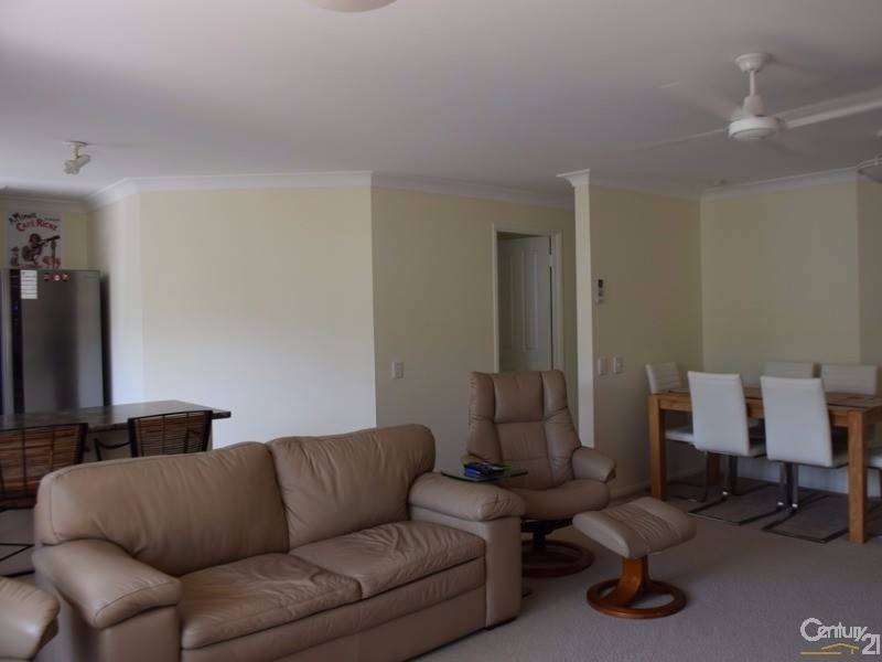 13/1-3 Links Court, Woorim QLD 4507
