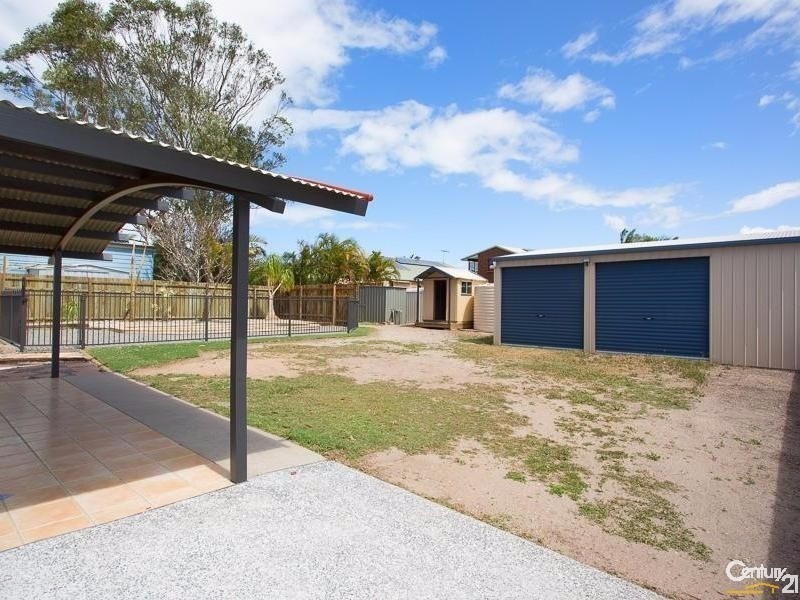 31  Gordon Crescent, Sandstone Point QLD 4511