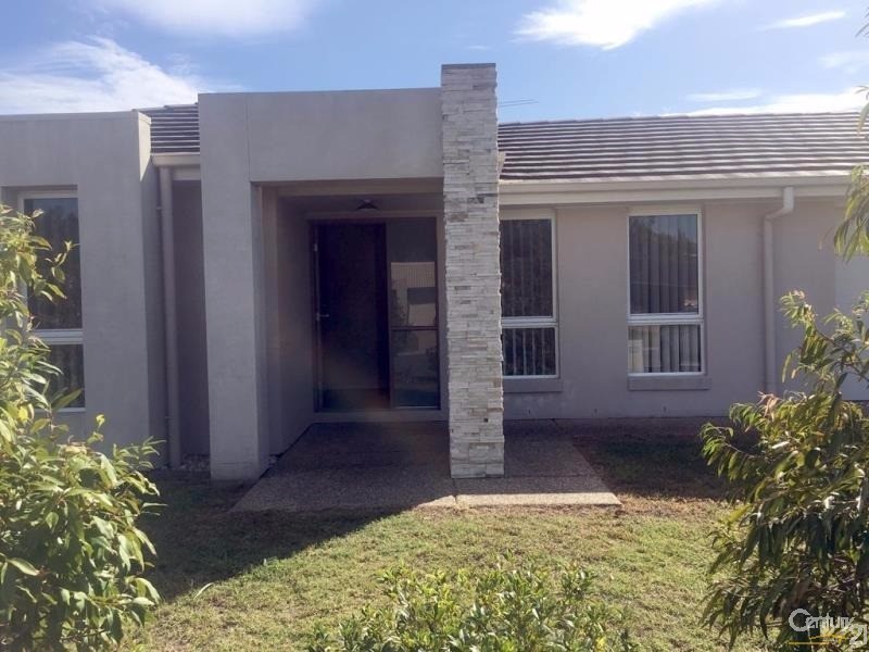 20 Grice Crescent, Ningi QLD 4511