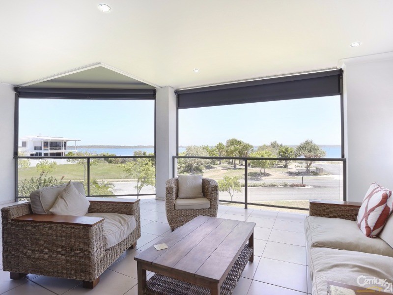 3 Solander Esplanade, Banksia Beach QLD 4507