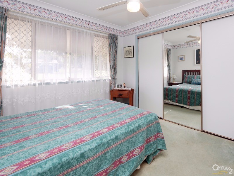25 Pharlap Court, Ningi QLD 4511