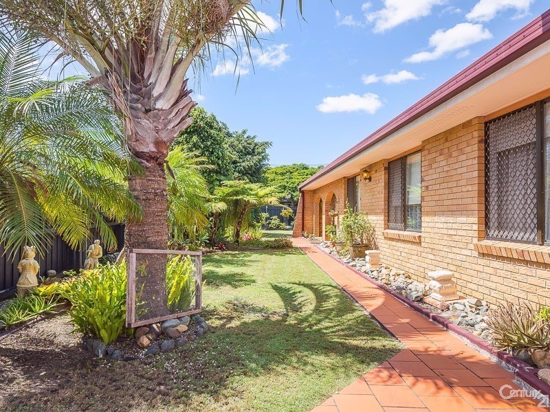 8 Caltowie Ave, Banksia Beach QLD 4507