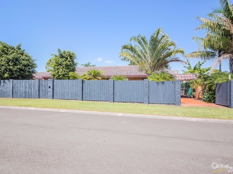 8 Caltowie Ave, Banksia Beach QLD 4507