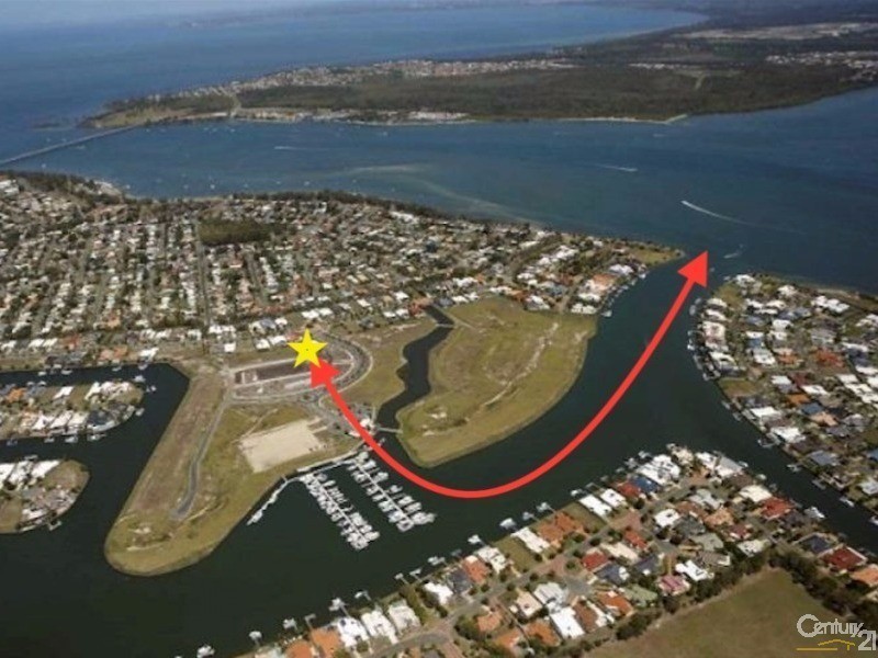 15 Beaufort Circuit, Banksia Beach QLD 4507