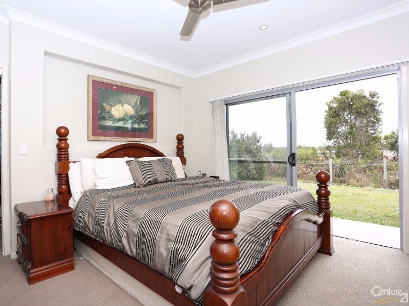 15 Honeymyrtle Street, Banksia Beach QLD 4507