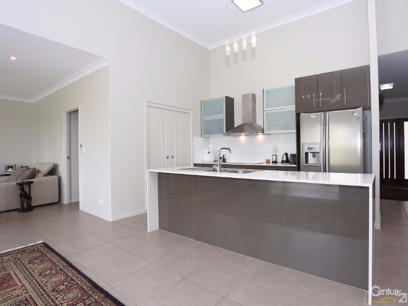 15 Honeymyrtle Street, Banksia Beach QLD 4507