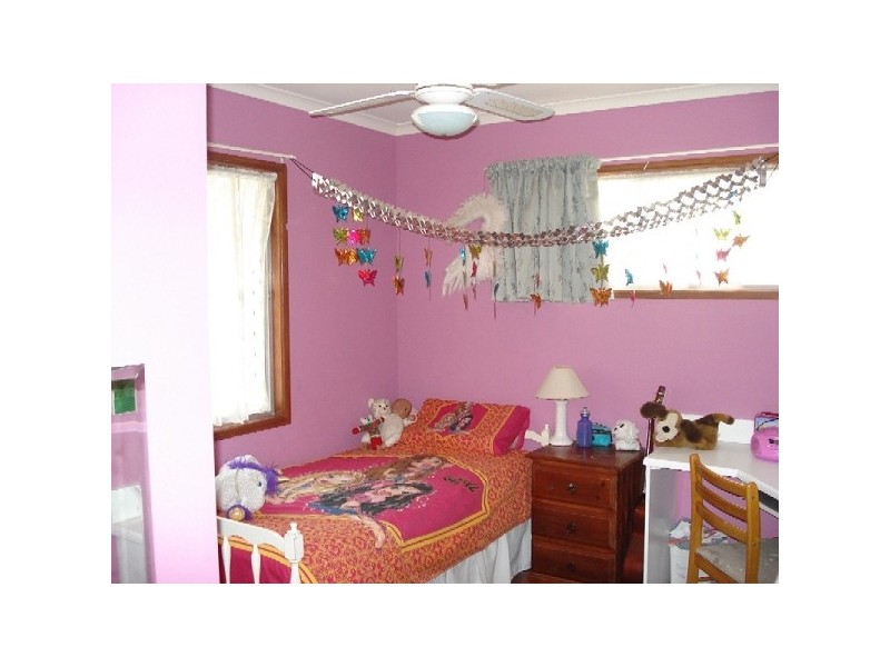 5 Akebia Street, Arana Hills QLD 4054