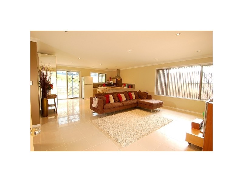 64 Kirikee Street, Ferny Grove QLD 4055