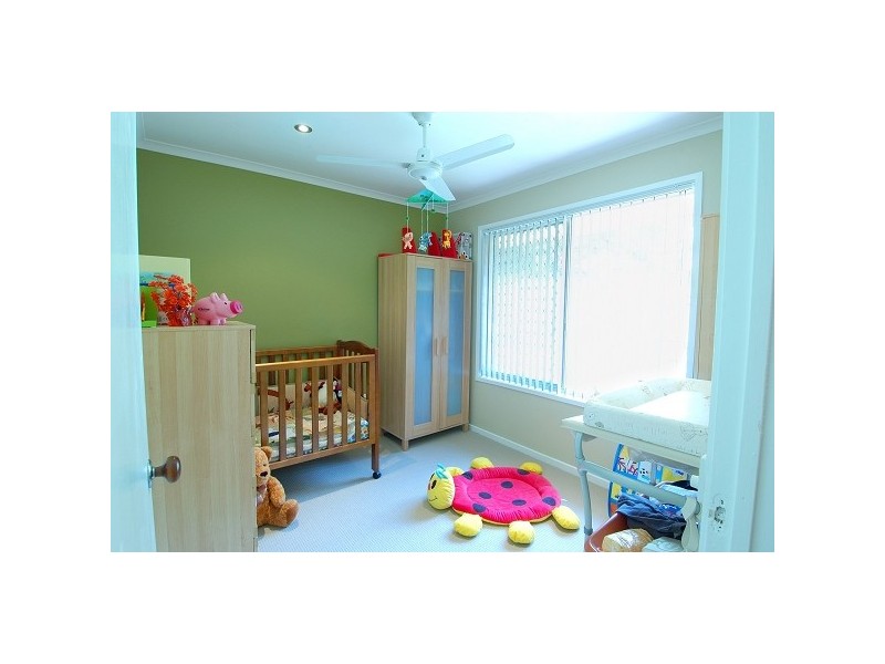 64 Kirikee Street, Ferny Grove QLD 4055