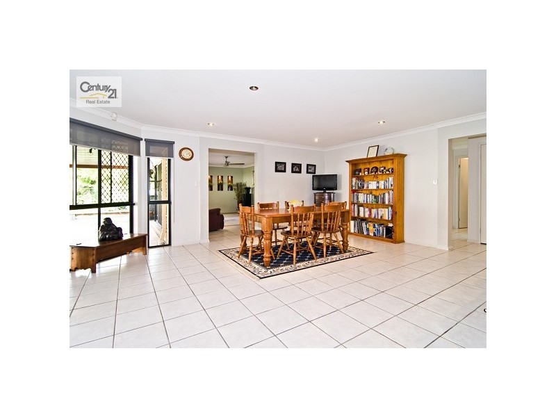 19 Wyellan Place, Upper Kedron QLD 4055