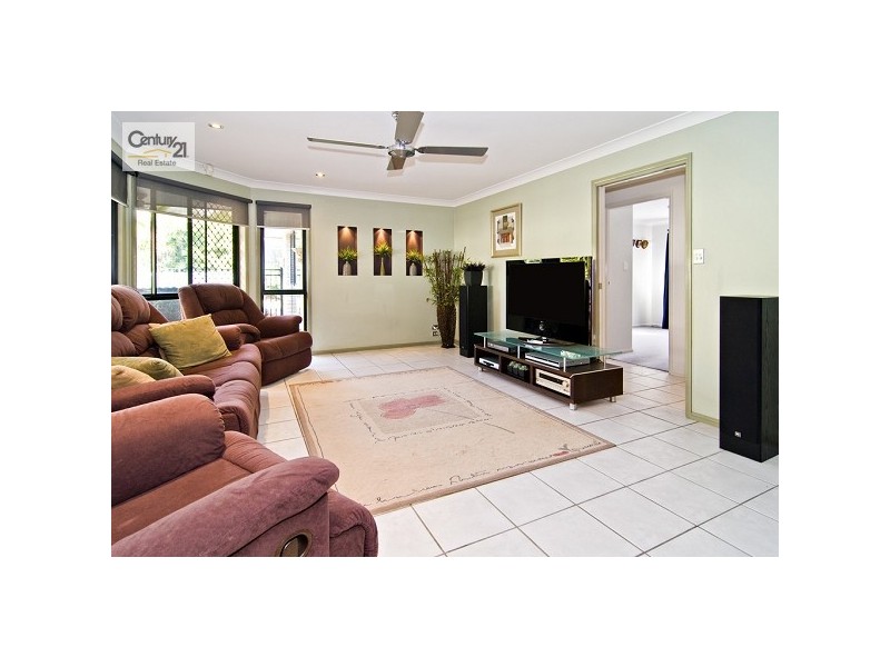 19 Wyellan Place, Upper Kedron QLD 4055
