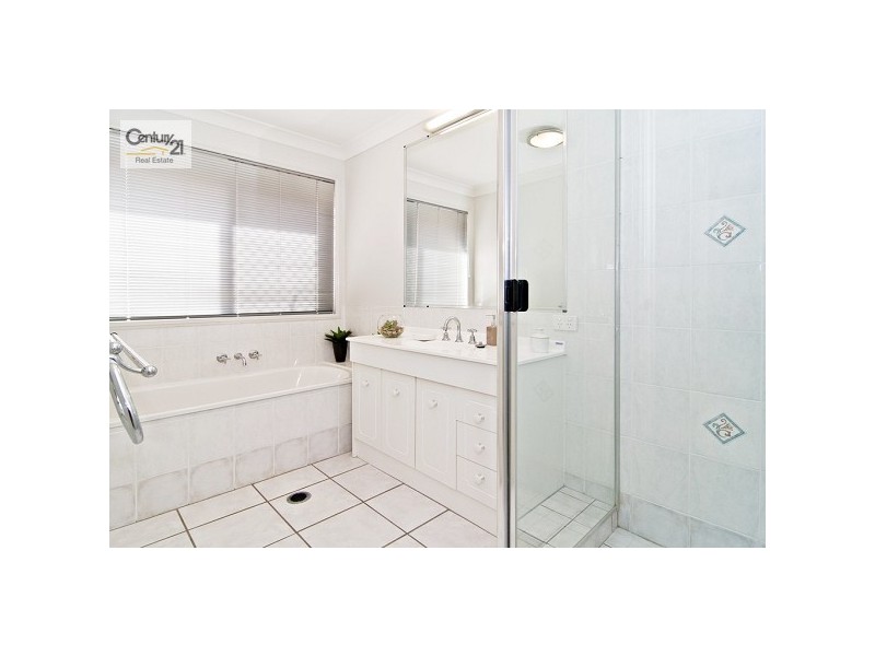 19 Wyellan Place, Upper Kedron QLD 4055