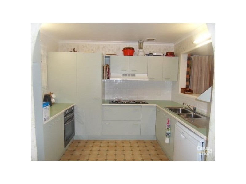 16 Castlecor Street, Ferny Grove QLD 4055