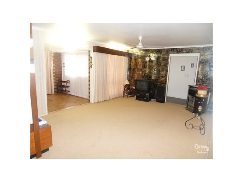 16 Castlecor Street, Ferny Grove QLD 4055