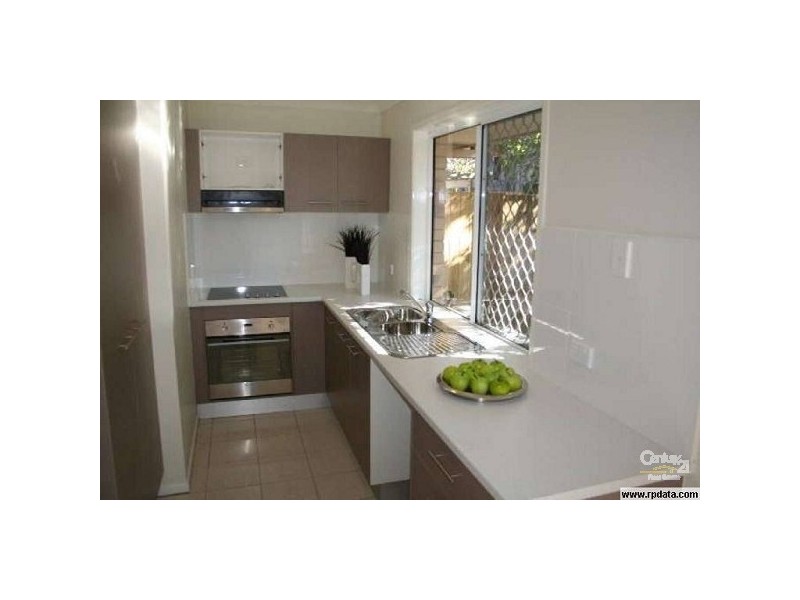 1/10 Foster Street, Newmarket QLD 4051