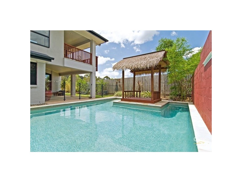 16 Valley Place, Upper Kedron QLD 4055