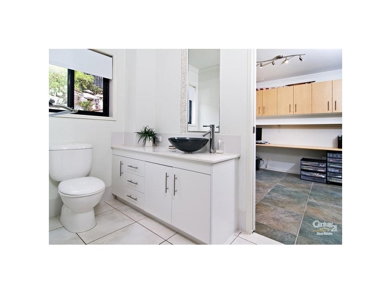 16 Valley Place, Upper Kedron QLD 4055