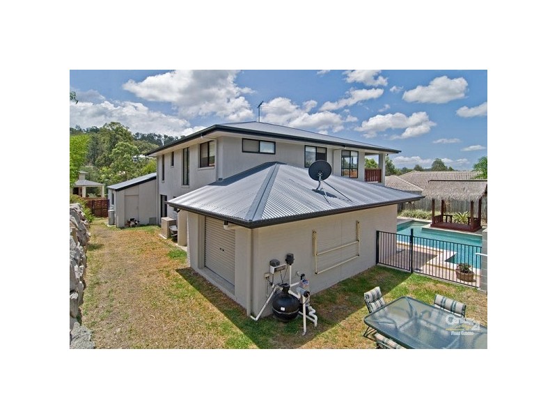 16 Valley Place, Upper Kedron QLD 4055