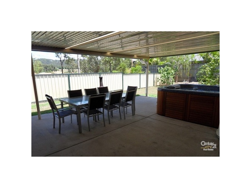 15 Glenkyree Close, Upper Kedron QLD 4055