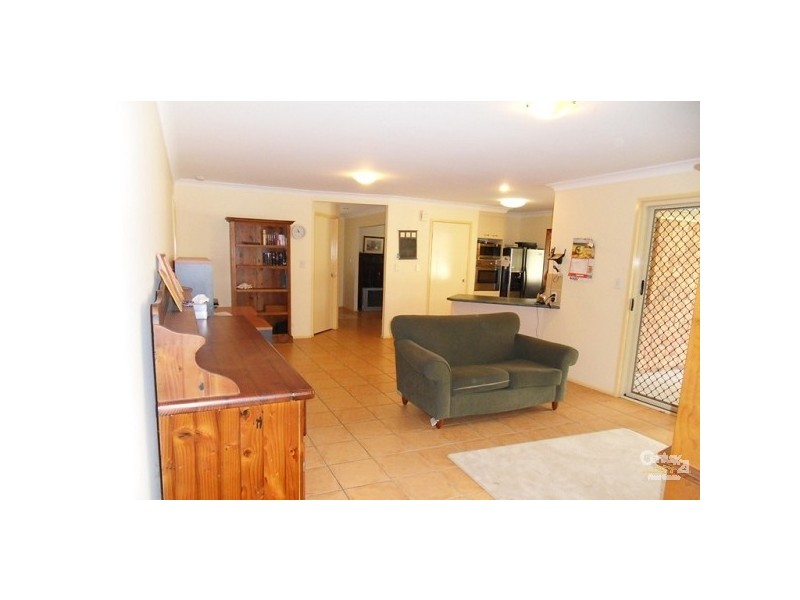 15 Glenkyree Close, Upper Kedron QLD 4055