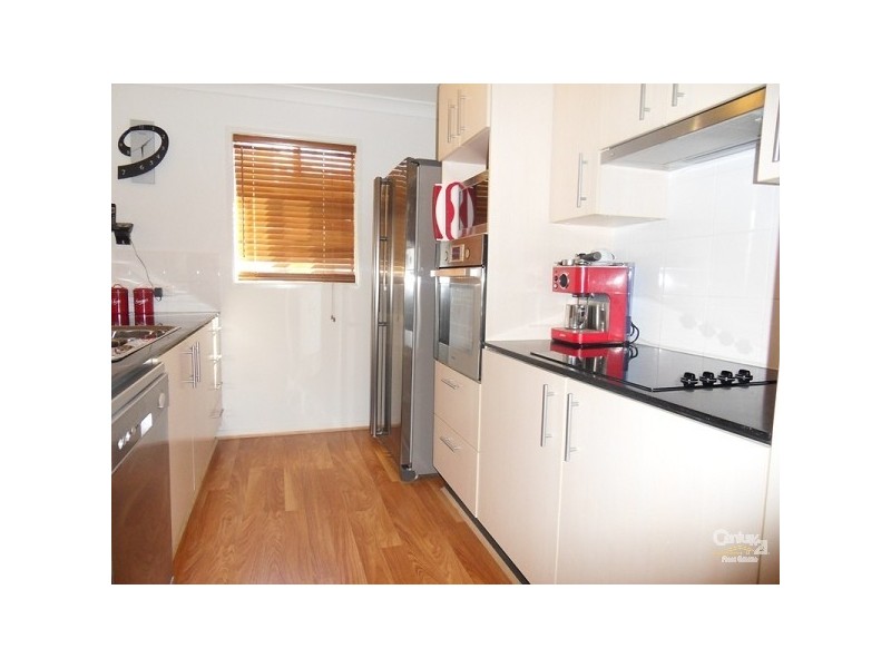 15 Oaklands Place, Upper Kedron QLD 4055