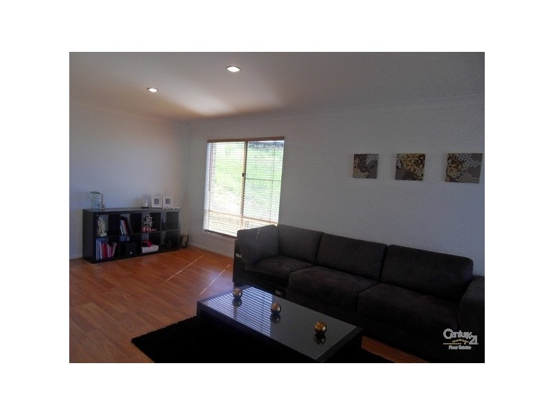 15 Oaklands Place, Upper Kedron QLD 4055