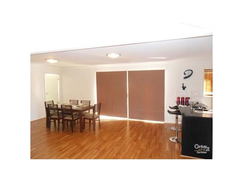 15 Oaklands Place, Upper Kedron QLD 4055