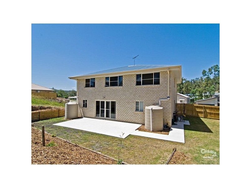 15 Oaklands Place, Upper Kedron QLD 4055