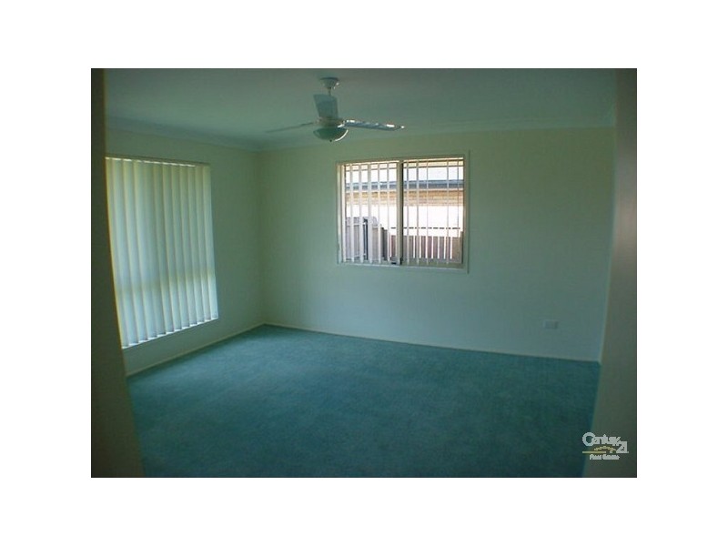 11 Tallimba Street, Upper Kedron QLD 4055