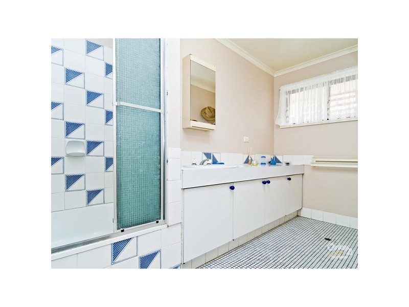 3 Tarmon Street, Ferny Grove QLD 4055