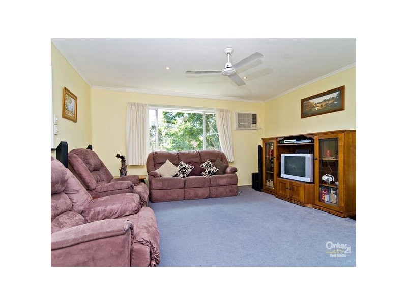 93 McGinn Road, Ferny Grove QLD 4055