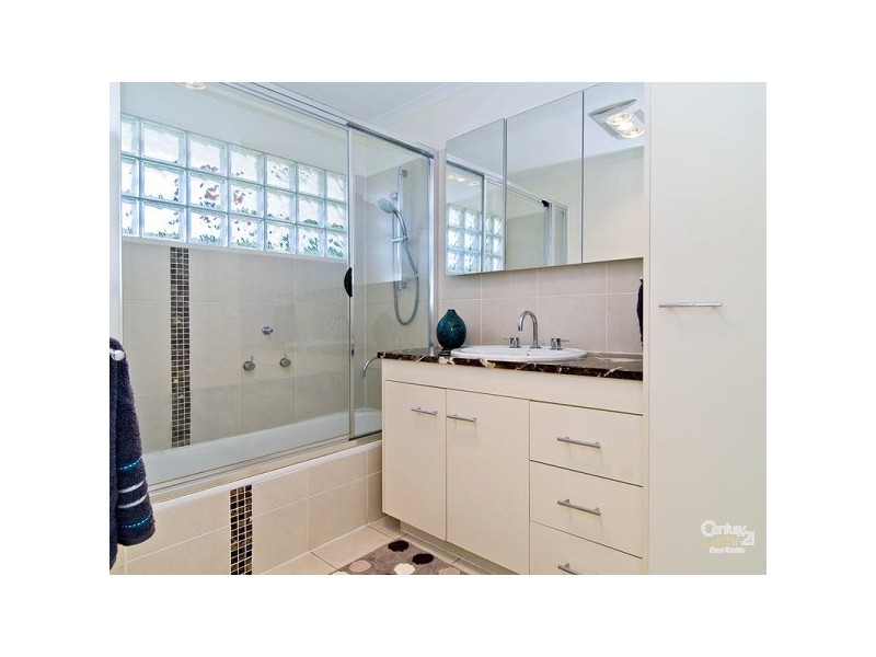 93 McGinn Road, Ferny Grove QLD 4055