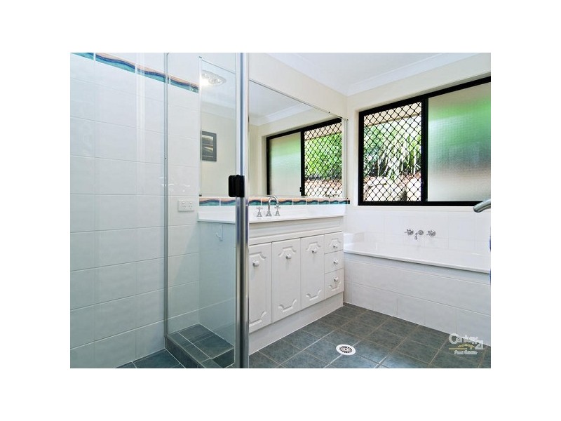 278 Kirralee Crescent, Upper Kedron QLD 4055