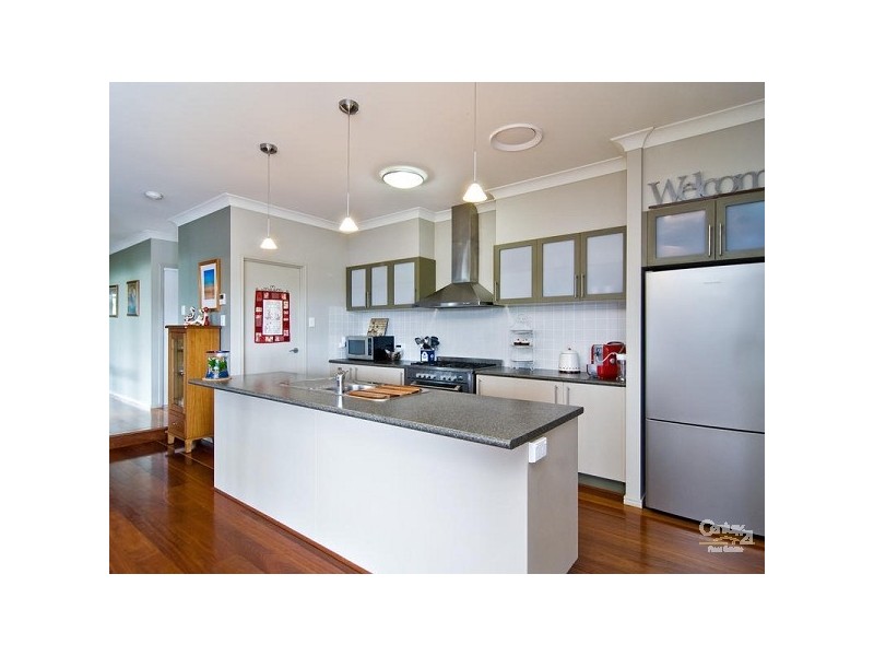 13 Pickering Place, Upper Kedron QLD 4055