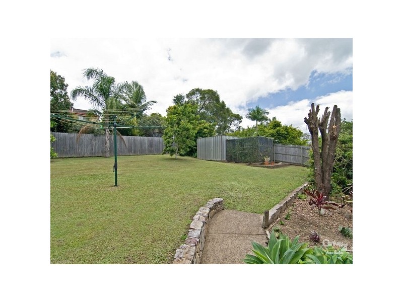 30 Corrofin Street, Ferny Grove QLD 4055