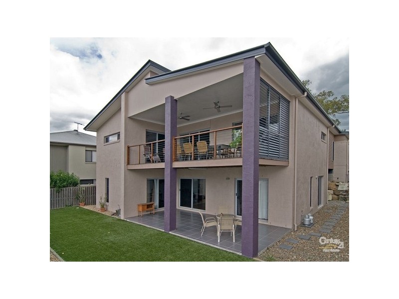 15 Pickering Place, Upper Kedron QLD 4055