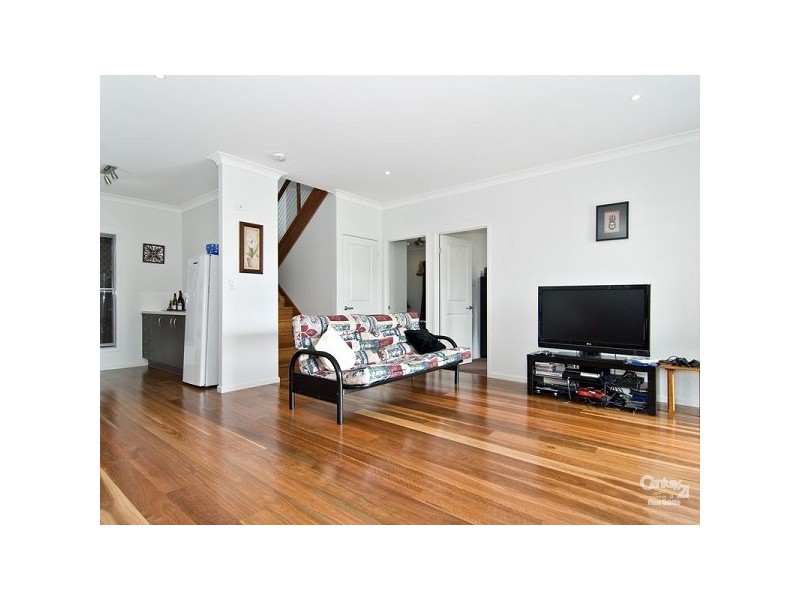 15 Pickering Place, Upper Kedron QLD 4055