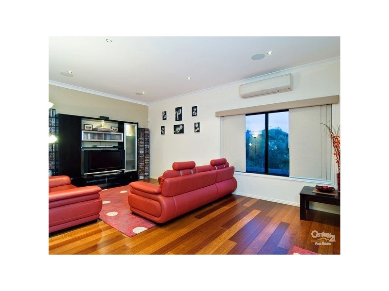 40 Tivoli Place, Ferny Grove QLD 4055