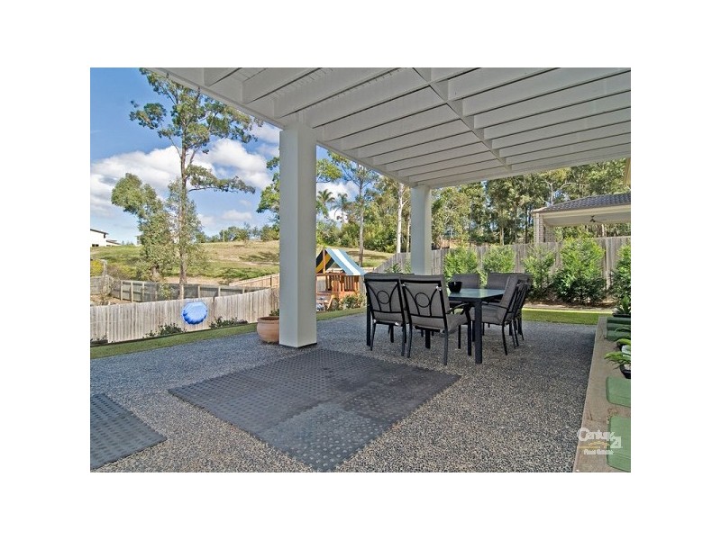 40 Tivoli Place, Ferny Grove QLD 4055