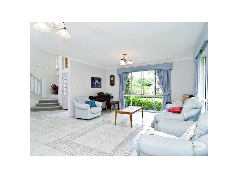 22 Glenelg Place, Ferny Grove QLD 4055