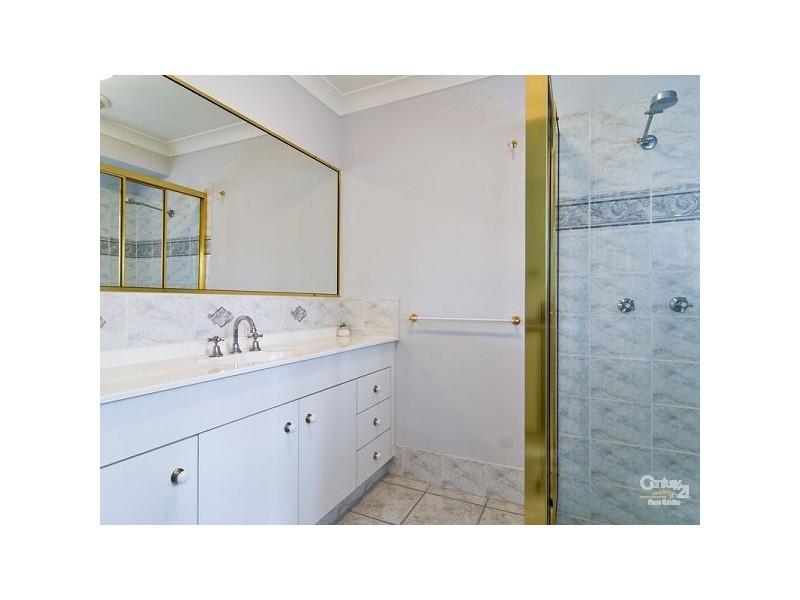 22 Glenelg Place, Ferny Grove QLD 4055