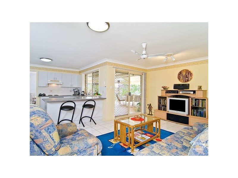 4 Greenfern Place, Ferny Grove QLD 4055