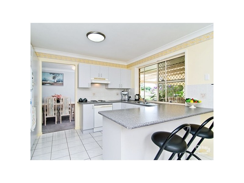 4 Greenfern Place, Ferny Grove QLD 4055
