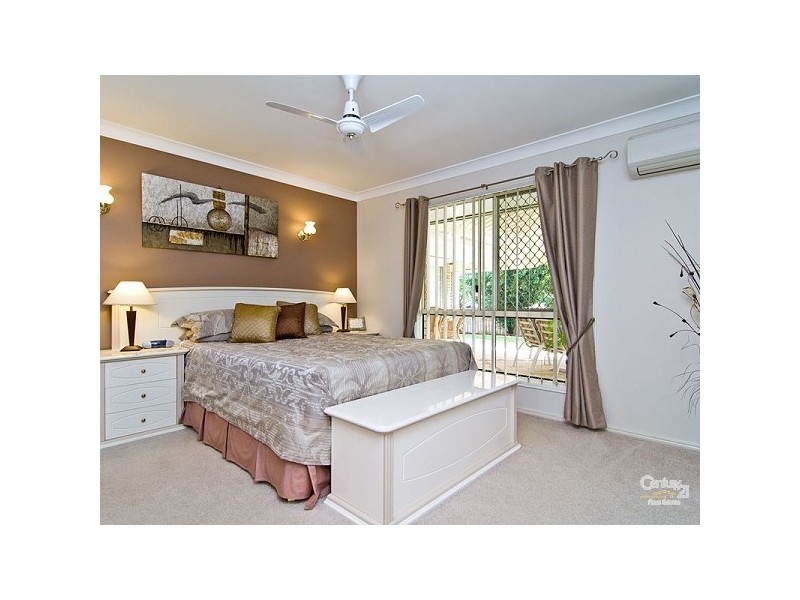 4 Greenfern Place, Ferny Grove QLD 4055