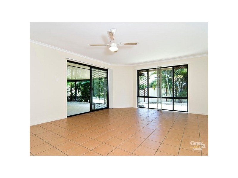 48 McGinn Road, Ferny Grove QLD 4055
